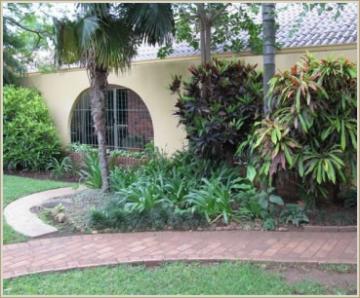 MOPANI GUEST HOUSE: HOME AWAY FROM HOME